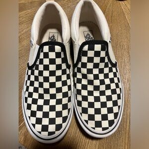 Boys checkered Vans Size 5